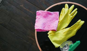 Multi-surface cleaners