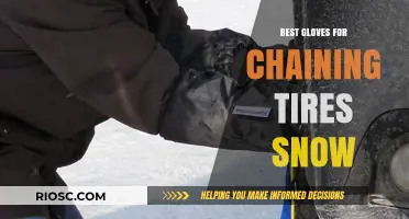 Top-Rated Gloves for Chaining Tires in Snowy Conditions: Stay Warm and Protected