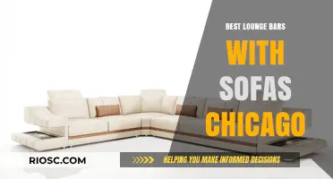Discover Chicago's Coziest Spots: Top Lounge Bars with Plush Sofas